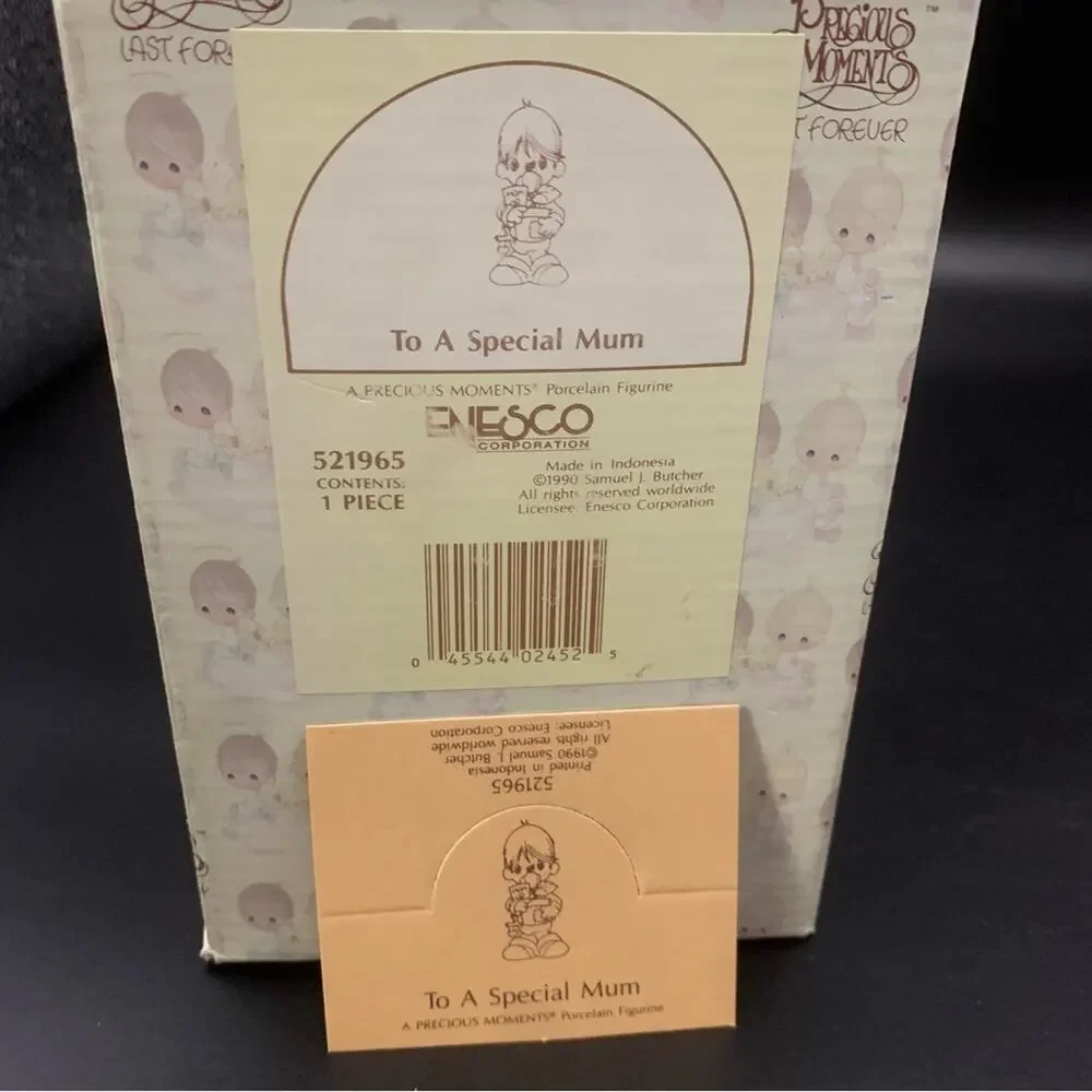 1990 Precious Moments Figurine
